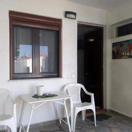 Mala - μάλα Apartment Afytos