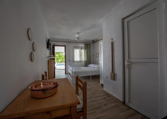 Mala - μάλα Apartamento Áfitos