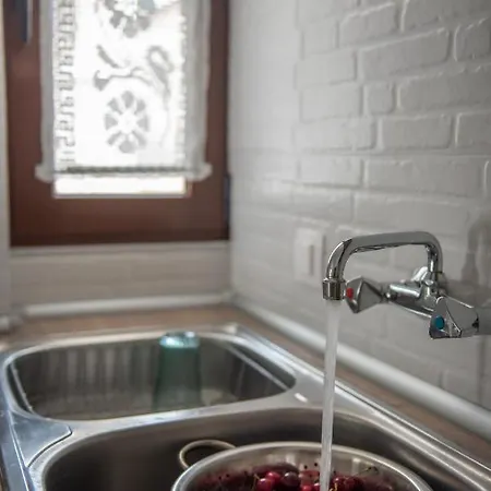 Mala - μάλα Afytos